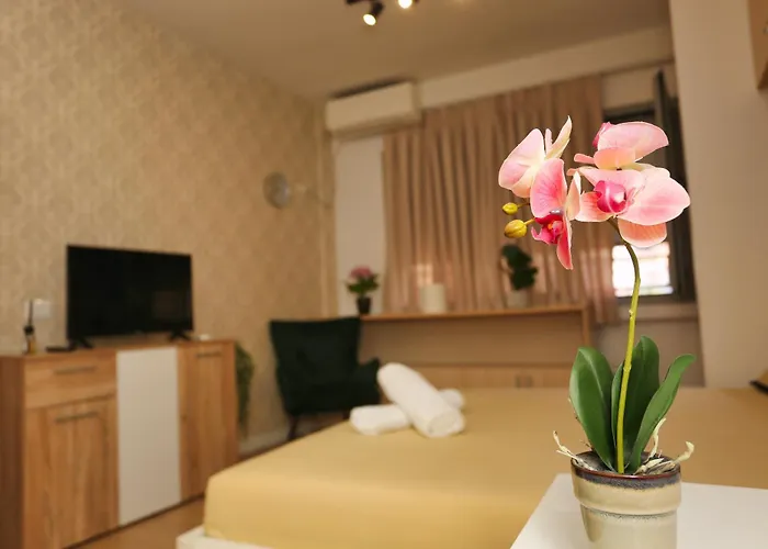 Cozy Next To Square 21 Διαμέρισμα Τίρανα